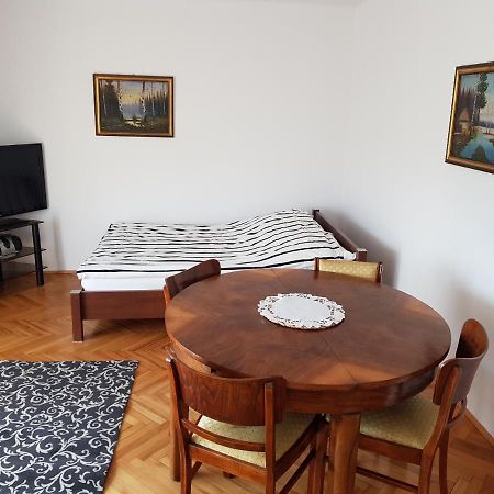 Mieszkanie W Centrum Krakowa Exteriör bild